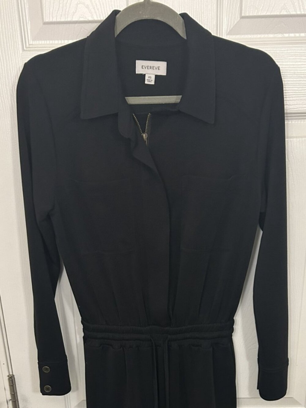Evereve Myra Long Sleeve Black Utility Jumpsuit with Drawstring Waist Size XS